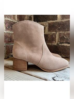 Lucky Brand Boots 6.5 Suede Ankle Bootie Tan
